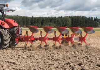 Pluguri Pöttinger Servo 45 M plus