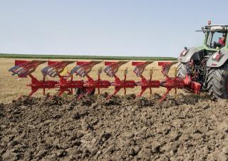 Pluguri Pöttinger Servo 45 S plus nova