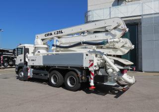 Pompe de beton Pompe de beton montate pe camion CIFA K31L