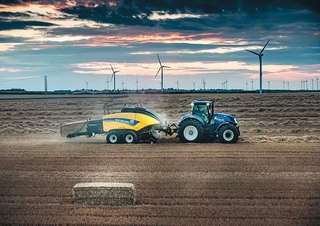 Prese de balotat pătrate + Prese de boltat de densitate mare New Holland BB 1290 RC Plus