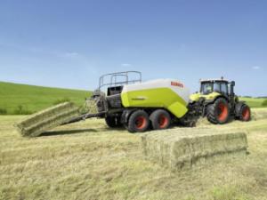 Prese de balotat pătrate + Prese de boltat de densitate mare Claas Quadrant 3200 RC