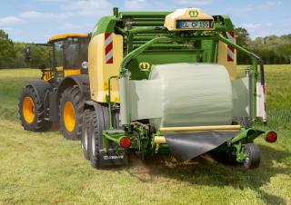 Prese de balotat rotunde Krone Comprima CF 155 XC Plus 
