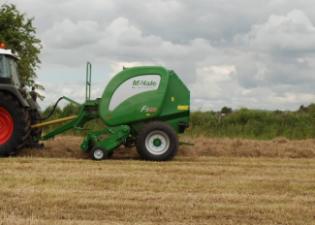 Prese de balotat rotunde McHale F 5600
