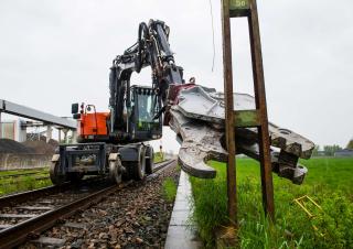 Atașamente Pulverizatoare beton Demarec DRC-25
