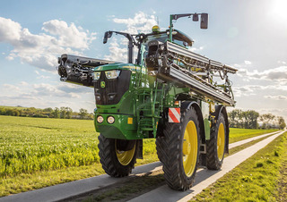 Pulverizatoare de câmp cu autopropulsie John Deere R4150i
