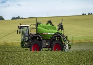 Pulverizatoare de câmp cu autopropulsie Fendt Rogator 655 