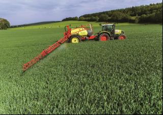 Pulverizatoare de câmp tractate Kverneland Ikarus S38