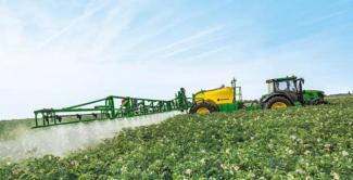Pulverizatoare de câmp tractate John Deere M740