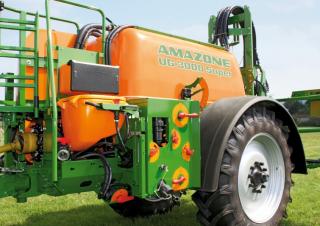 Pulverizatoare de câmp tractate Amazone UG 3000 Super (24) 