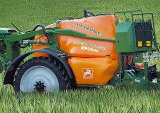 Pulverizatoare de câmp tractate Amazone UX 3200 Special (21)