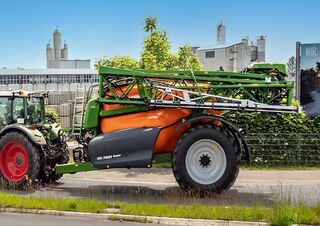 Pulverizatoare de câmp tractate Amazone UX 7601 Super (33) 
