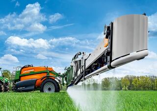 Pulverizatoare de câmp tractate Amazone UX 7601 Super (40)