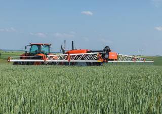 Pulverizatoare de câmp tractate Kubota XTS3-2.600l iXflow-E