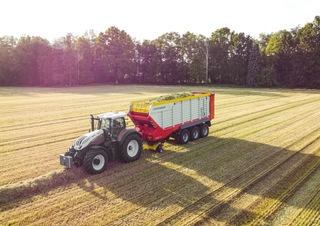 Remorci cu tocător pentru siloz Pöttinger Jumbo 7540