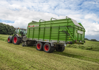 Remorci cu tocător pentru siloz Fendt Tigo 70 MS 