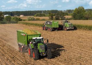 Remorci cu tocător pentru siloz Fendt Tigo 90 XR 