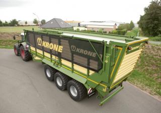 Remorci cu tocător pentru siloz Krone TX 560 D 