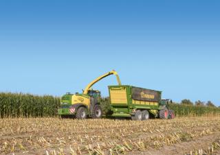 Remorci cu tocător pentru siloz Krone TX 560 