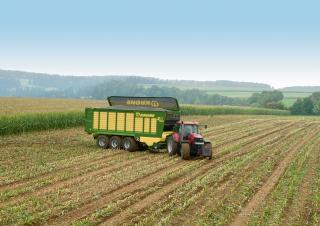 Remorci cu tocător pentru siloz Krone ZX 470 GL