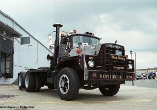 Camioane Șasiuri rigide Mack DM-800ST CA492 Cummins NTC 300 6x4