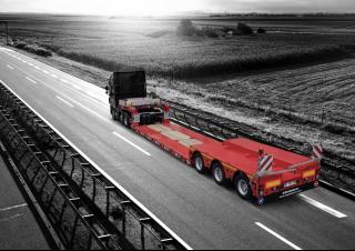 Trailere Semi-trailere cu platformă joasă Kässbohrer K.SLS 4 / 2N - 18 / 40