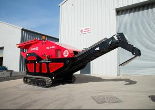 Stații de reciclare moloz Red Rhino 5000 plus