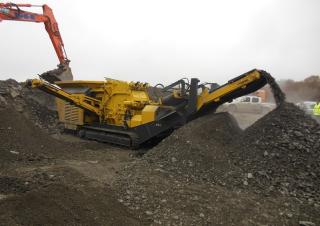 Stații de reciclare moloz Keestrack Destroyer 1011