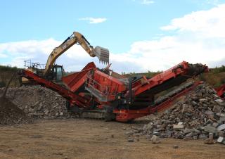 Stații de sortare mobile Terex-Finlay 873+