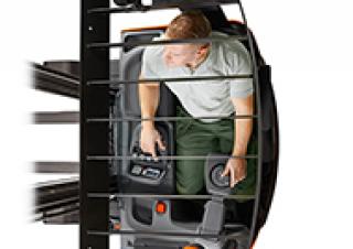 Stivuitoare electrice cu catarg retractabil BT RRE 140 B 