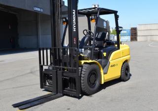 Stivuitoare frontale diesel Hyundai 40D-9