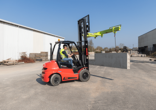 Stivuitoare frontale diesel Manitou MI 25 D