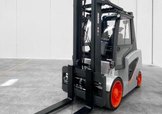 Stivuitoare frontale electrice Carer A 70 SC