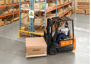 Stivuitoare frontale electrice Doosan B16R-7 