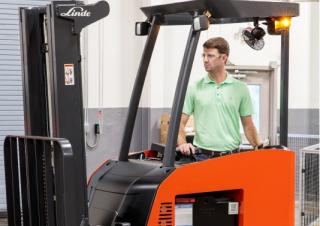 Stivuitoare frontale electrice Linde E18S