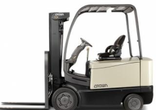 Stivuitoare frontale electrice Crown FC 5215-50