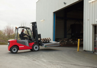 Stivuitoare frontale electrice Manitou ME 445