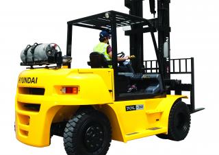 Stivuitoare frontale LPG Hyundai 70L-7A
