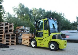 Stivuitoare frontale LPG Clark GTS30 L