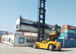 Stivuitoare pentru containere Sany SDCE100K9-T