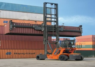 Stivuitoare pentru containere Toyota THD1500-E3