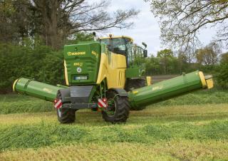 Tamburi de condiționare a materialului cosit Krone Big M 450 CV
