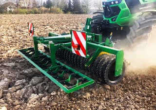 Tăvălugi pliabili (pentru nivelarea solului prelucrat) Kerner FP 300