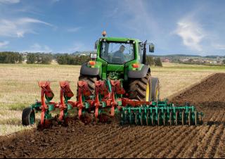 Tăvălugi pliabili (pentru nivelarea solului prelucrat) Kverneland Packomat 6