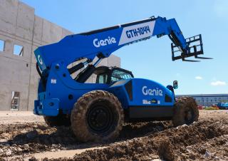 Telehandlere Genie GTH-1044