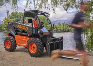 Telehandlere Ausa T 164 E X4