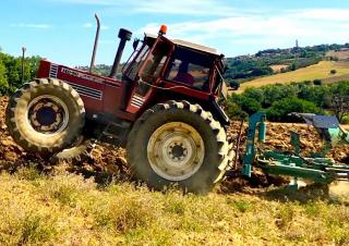Tractoare 4WD Fiatagri 140-90