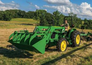 Tractoare 4WD John Deere 5045E 