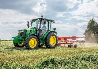 Tractoare 4WD John Deere 5075E