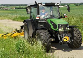 Tractoare pe șenile DEUTZ-FAHR 5090.4 D