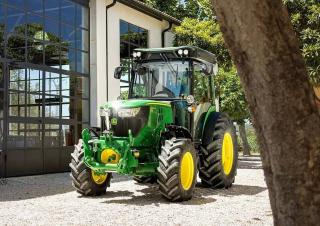 Tractoare 4WD John Deere 5090GF